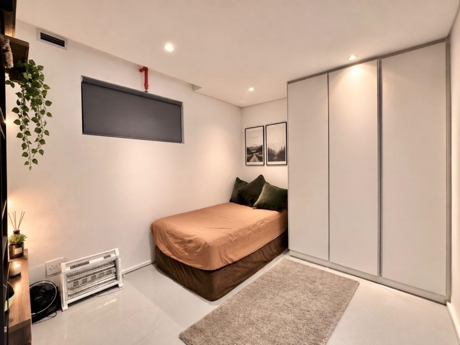 2 Bedroom Property for Sale in Woodstock Western Cape